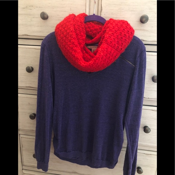 💜DKNY Shimmery Sweater!! - Picture 10 of 11